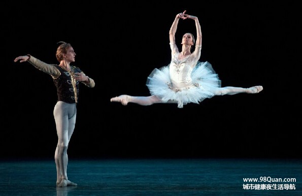 肩上芭蕾Shoulder Ballet