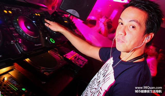 DJ Laidback Luke现身LIVE IN VAC