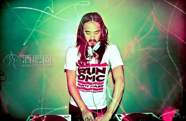 DJ STEVE AOKI