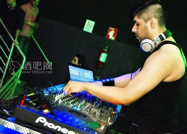 DJ Make